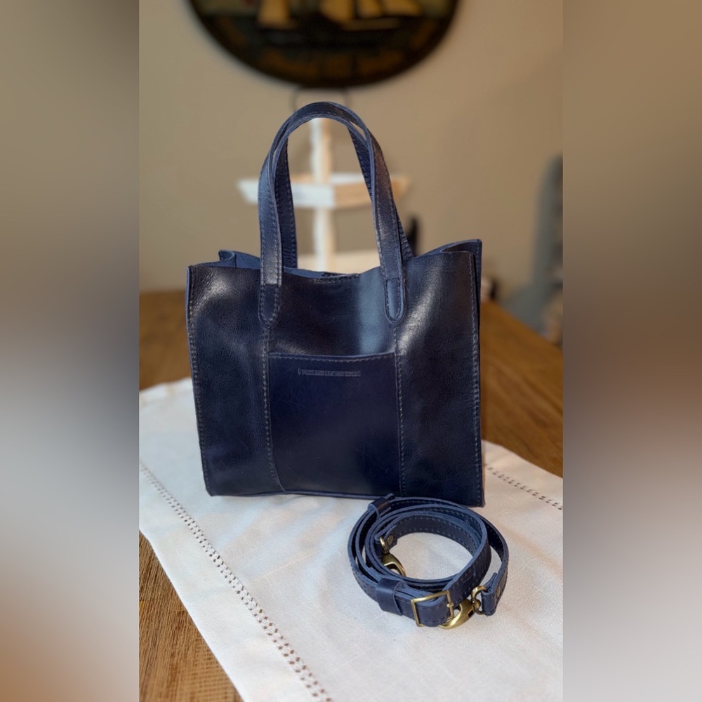 Lola Crossbody Tote by Portland Leather in Midnight Navy with adjustable straps